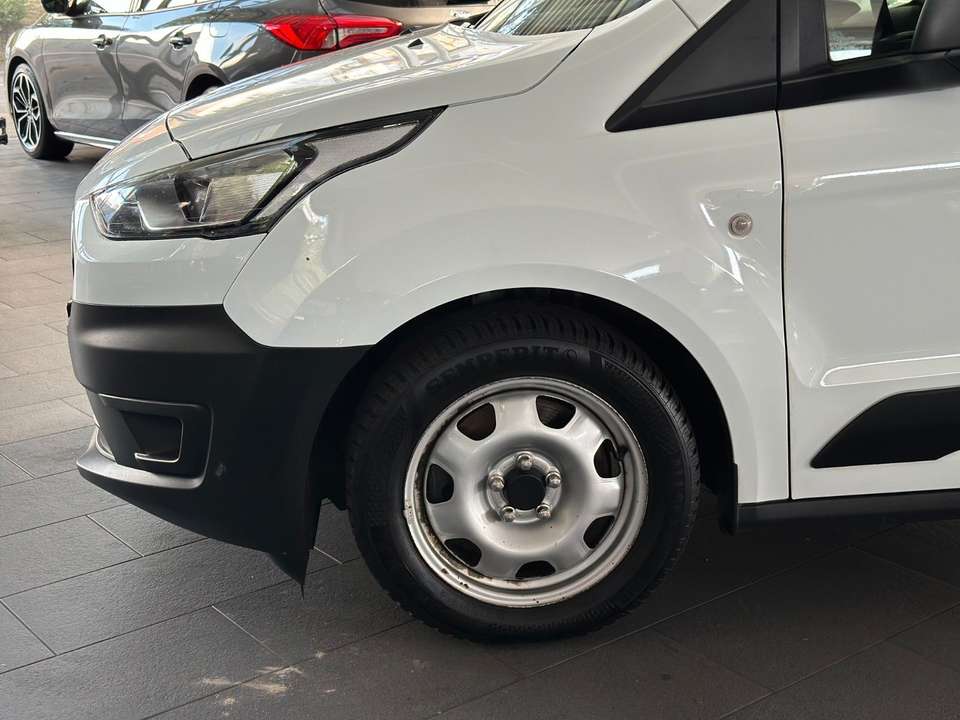 Ford Transit Connect - Imagem 15