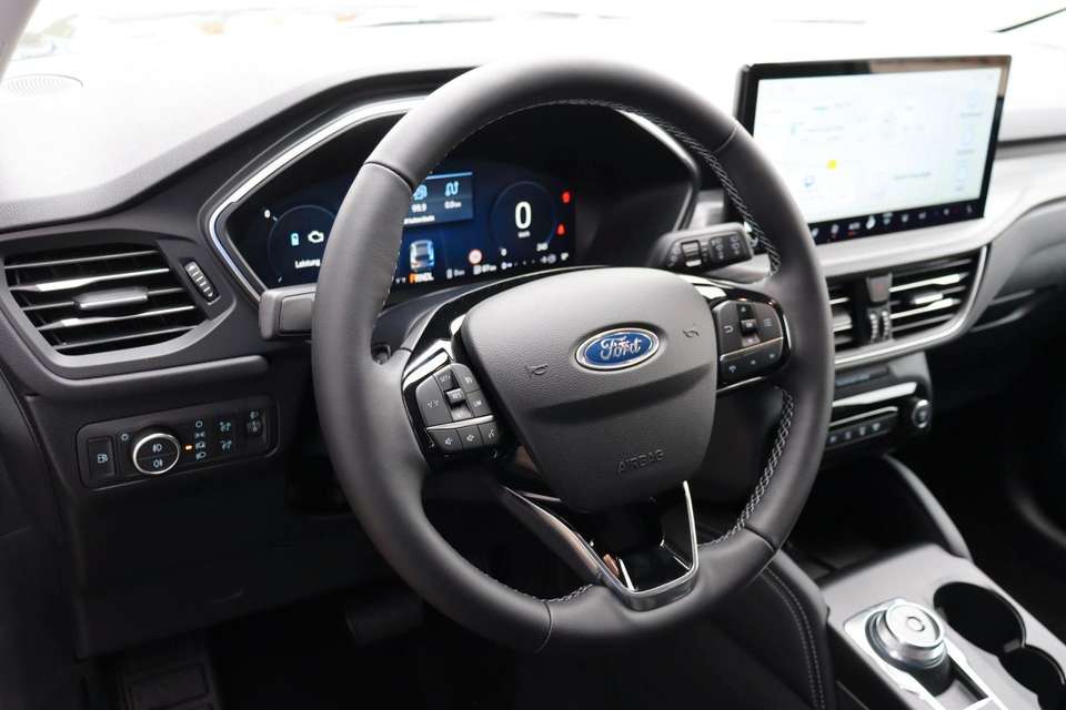 Ford Kuga - Imagem 14