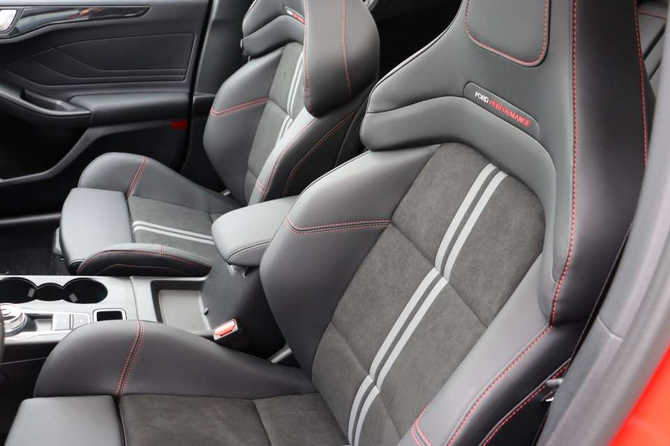 Ford Focus - Imagem 12