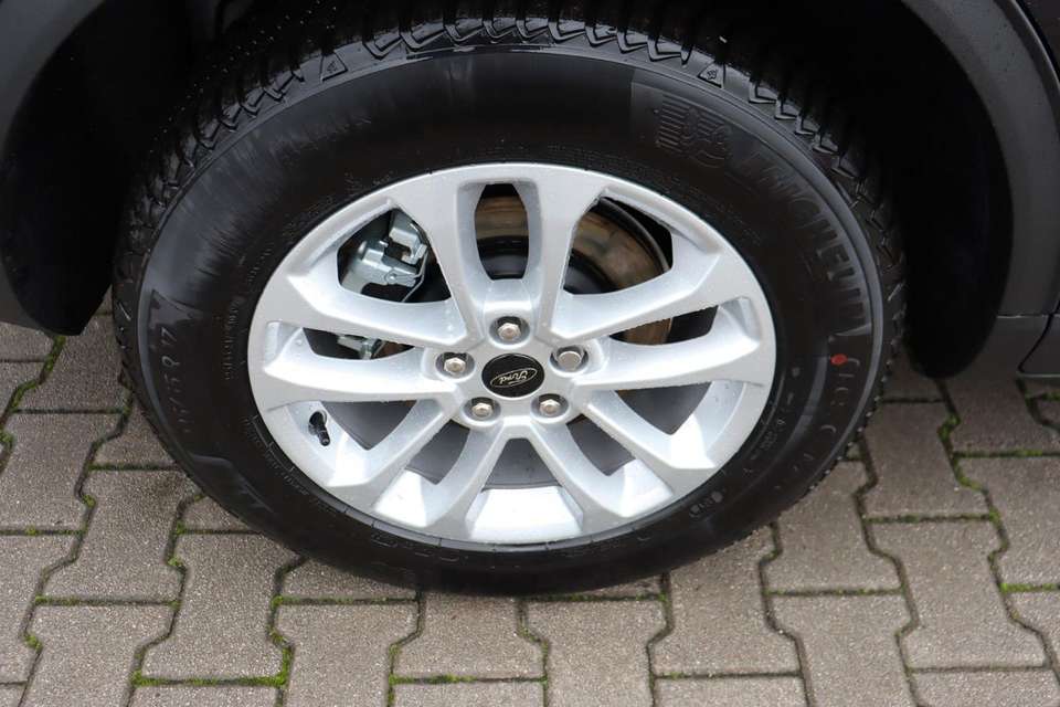 Ford Kuga - Imagem 13