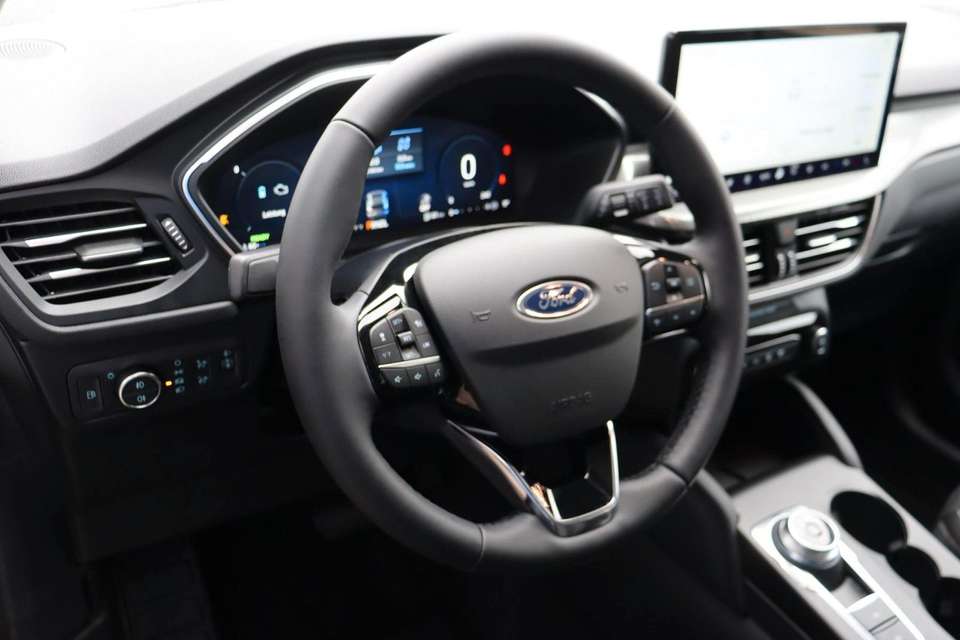 Ford Kuga - Imagem 15