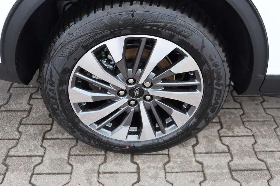 Ford Kuga - Imagem 2