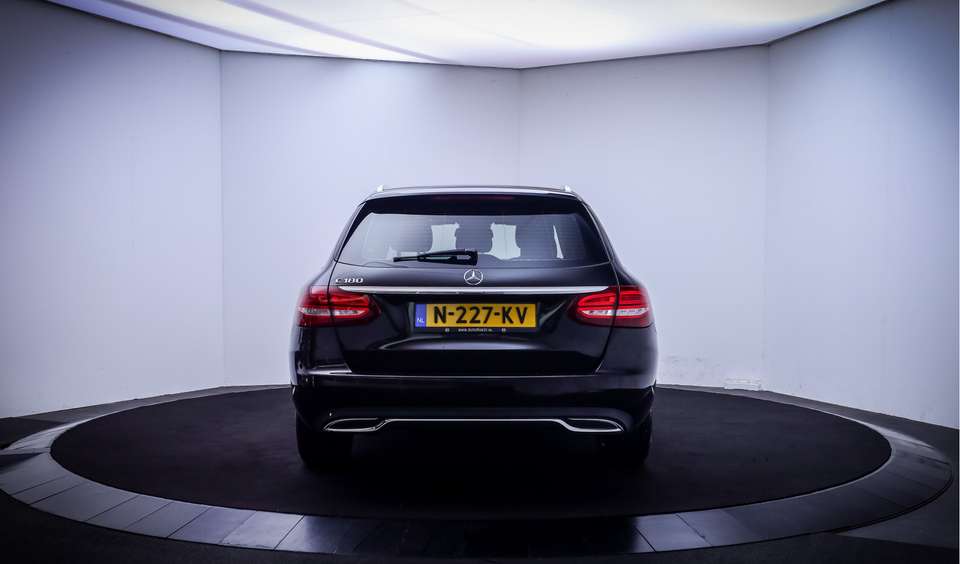Mercedes-Benz C 180 - Imagem 6