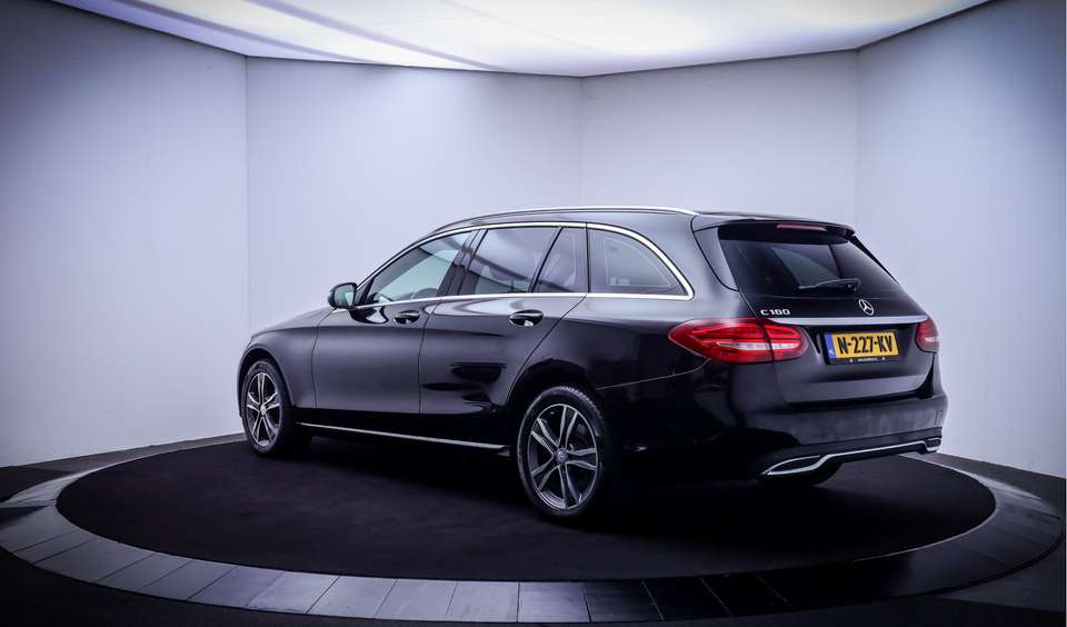 Mercedes-Benz C 180 - Imagem 7