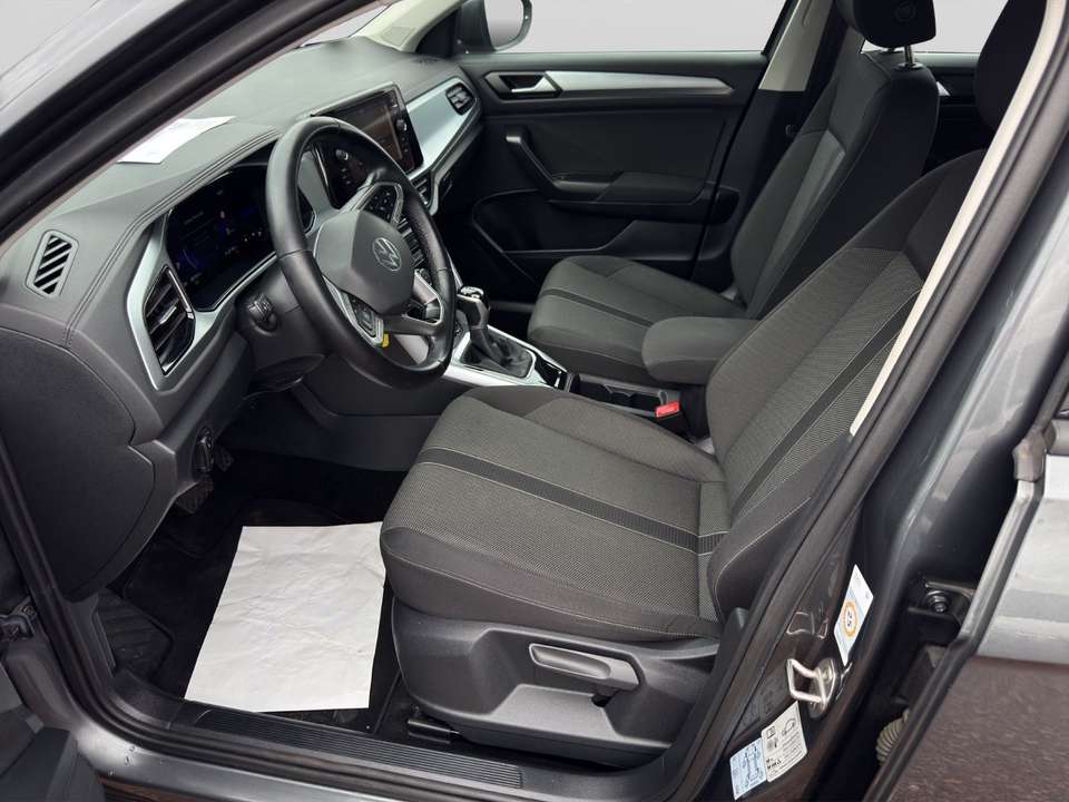 Volkswagen T-Roc - Imagem 8