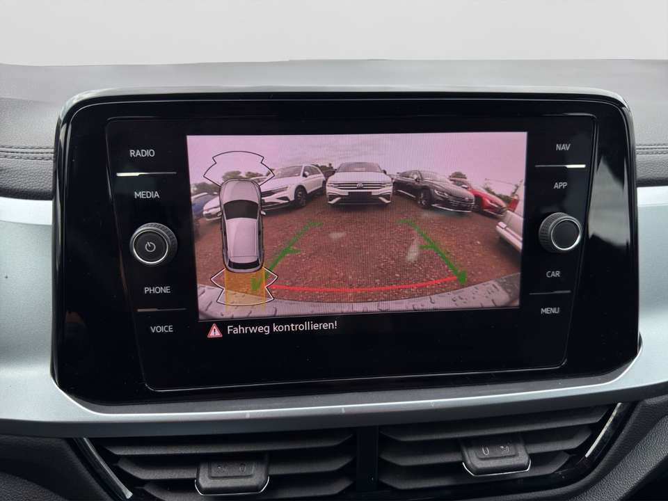Volkswagen T-Roc - Imagem 14