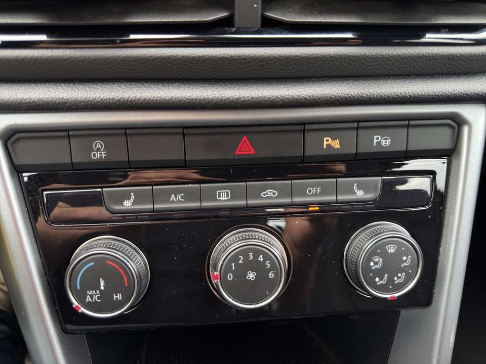 Volkswagen T-Roc - Imagem 15