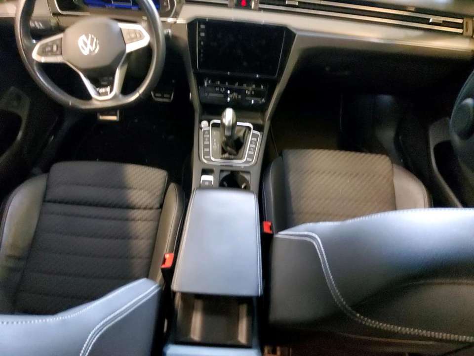 Volkswagen Passat Variant - Imagem 4