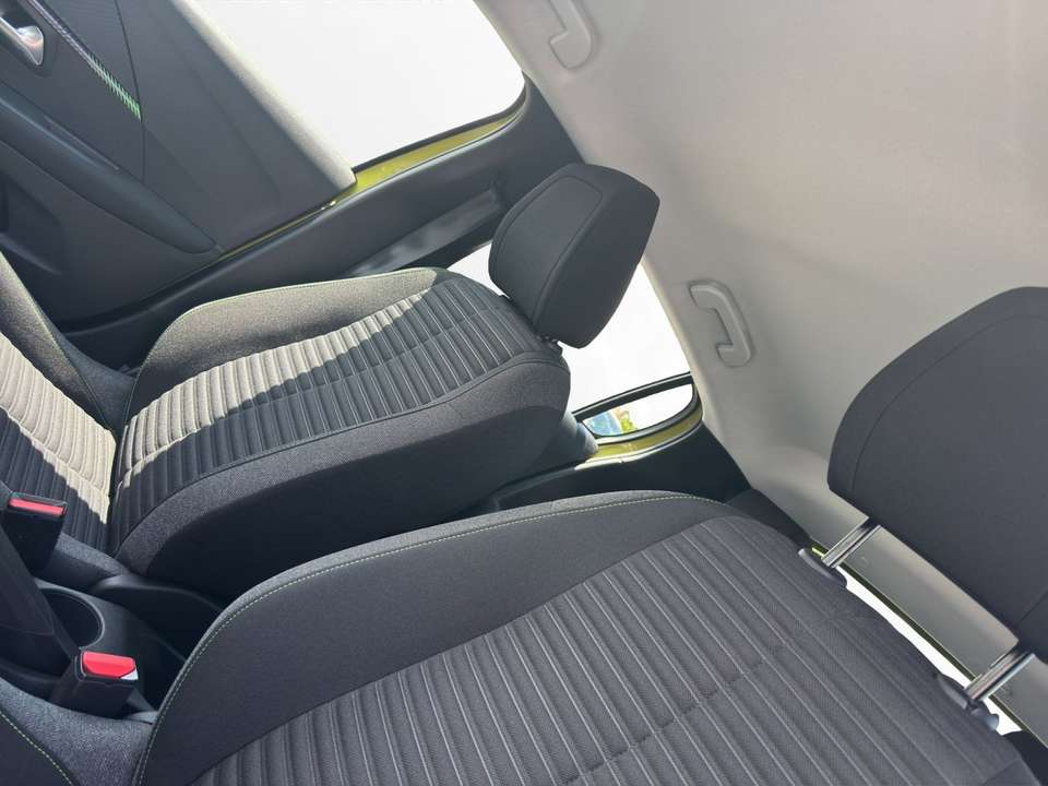 Peugeot 208 - Imagem 13