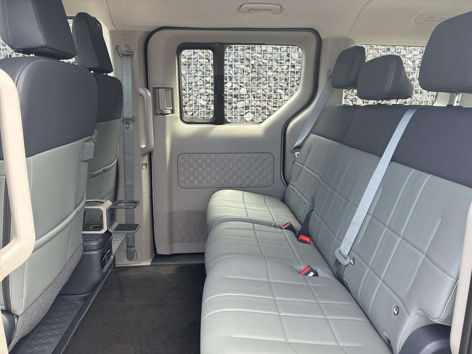 Kia PV5 Passenger - Imagem 8