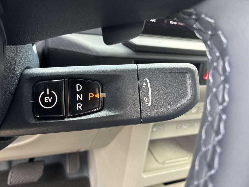 Kia PV5 Passenger - Imagem 12