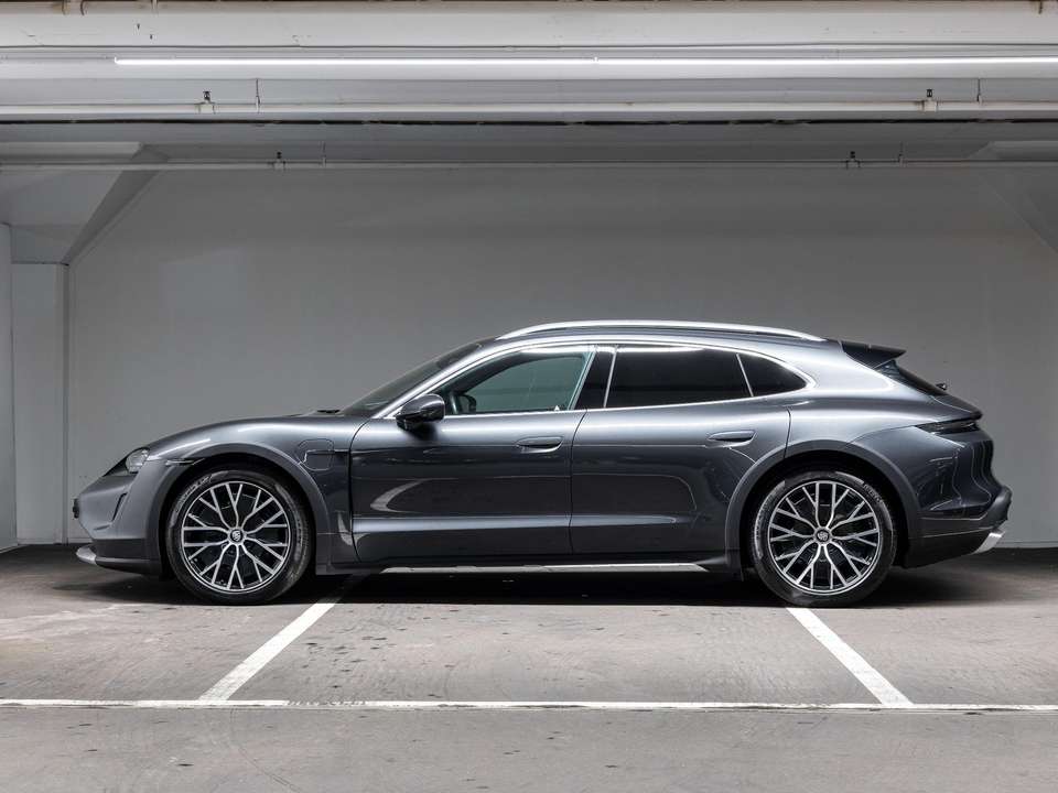 Porsche Taycan - Imagem 2