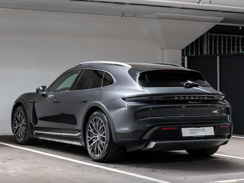 Porsche Taycan - Imagem 3