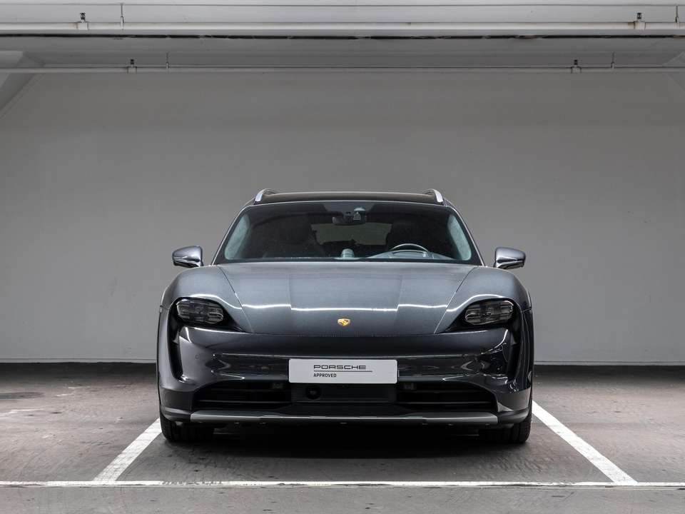 Porsche Taycan - Imagem 4