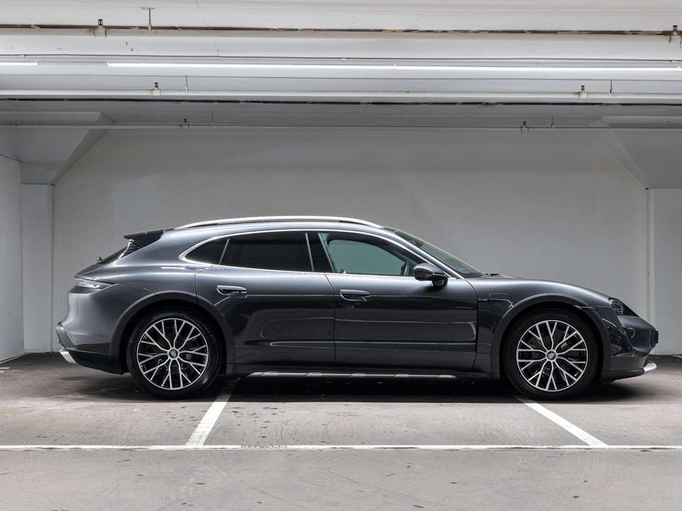 Porsche Taycan - Imagem 6