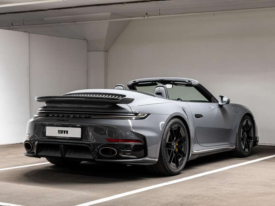 Porsche 992 - Imagem 7