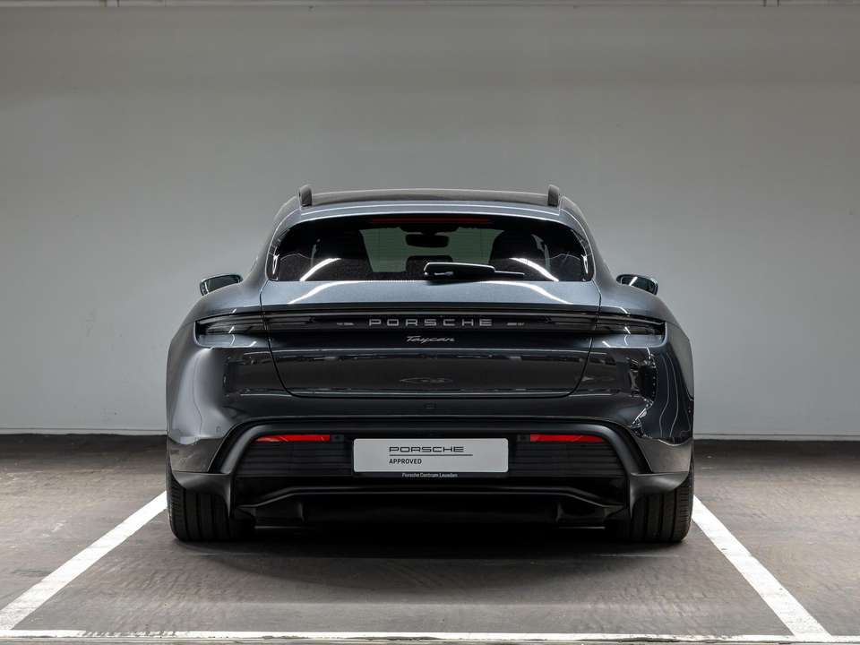 Porsche Taycan - Imagem 8