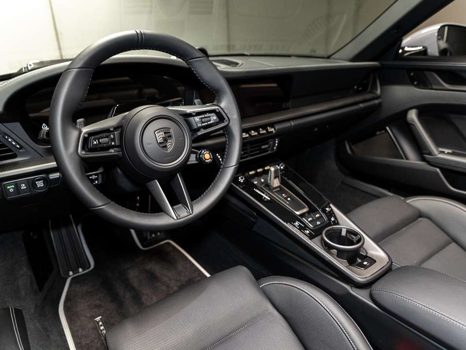 Porsche 992 - Imagem 10