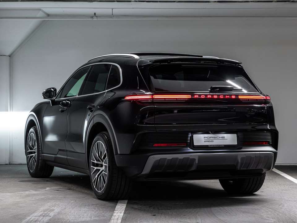 Porsche Cayenne - Imagem 9