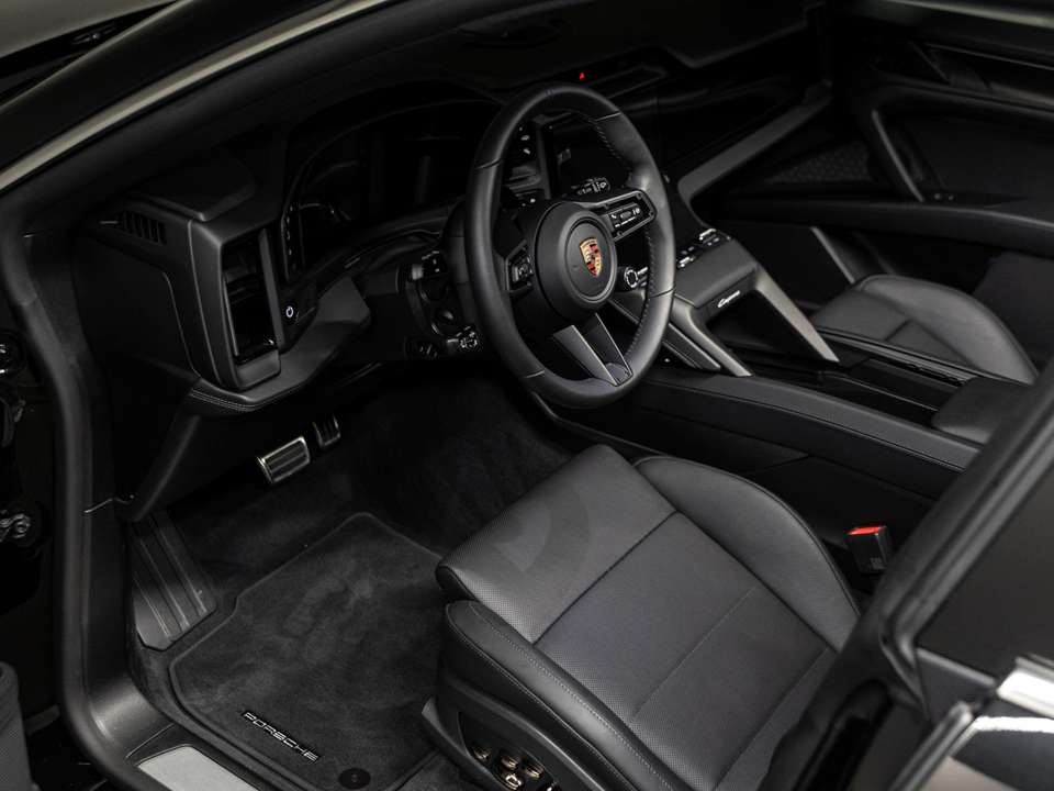 Porsche Cayenne - Imagem 11