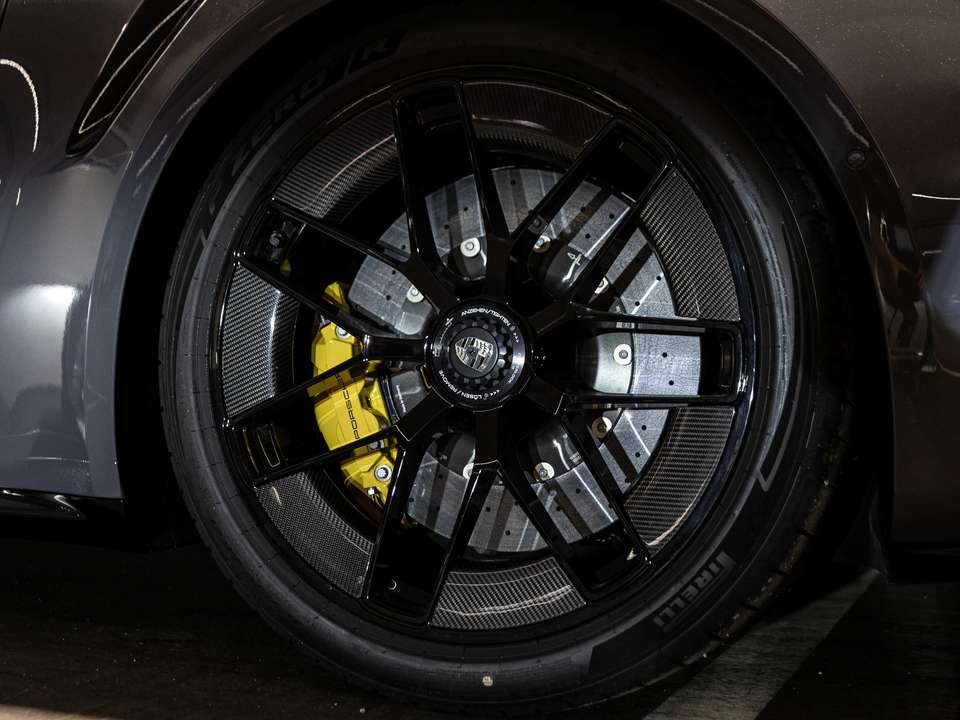 Porsche 992 - Imagem 15