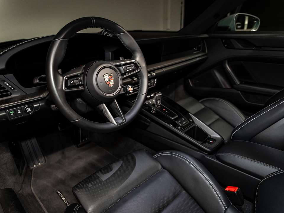 Porsche 992 - Imagem 9