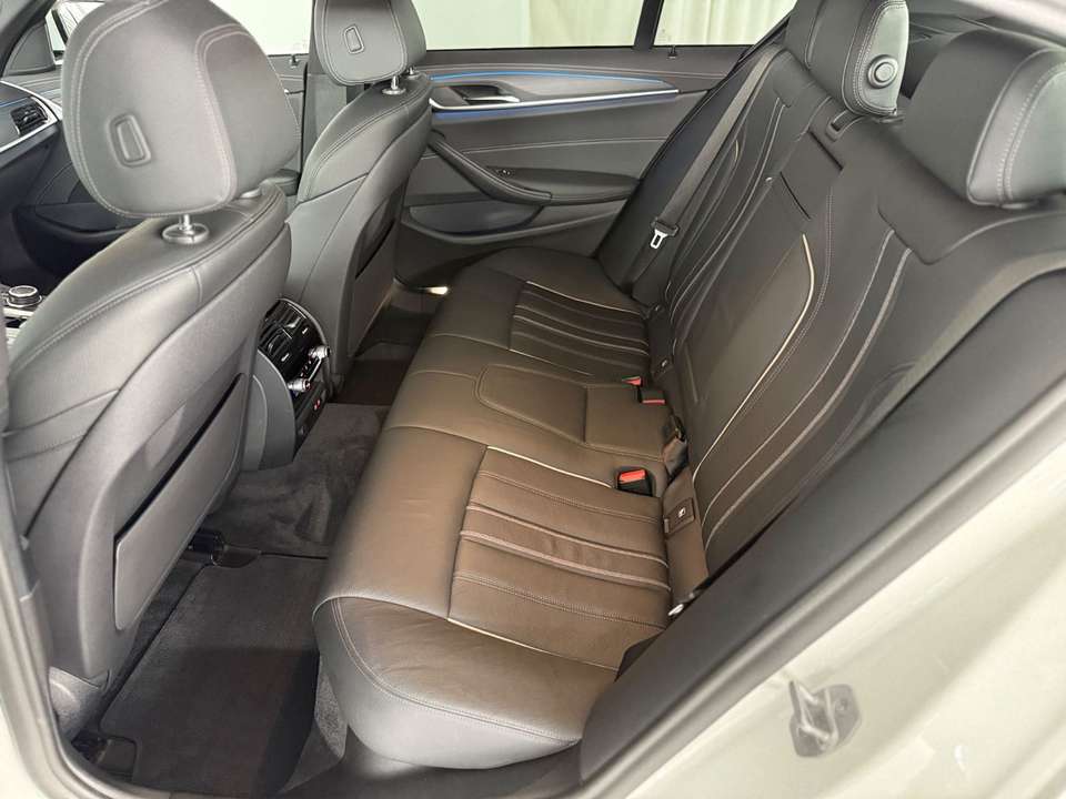 BMW 545 - Imagem 11
