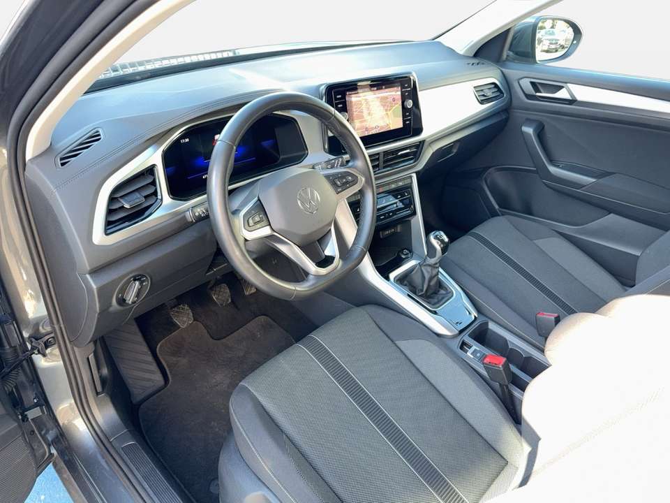 Volkswagen T-Roc - Imagem 9
