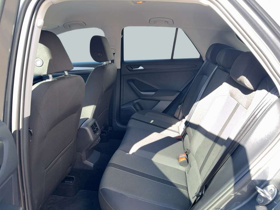 Volkswagen T-Roc - Imagem 12