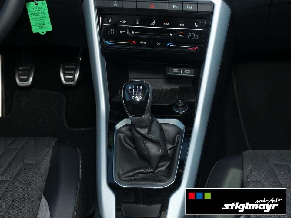 Volkswagen T-Roc - Imagem 12