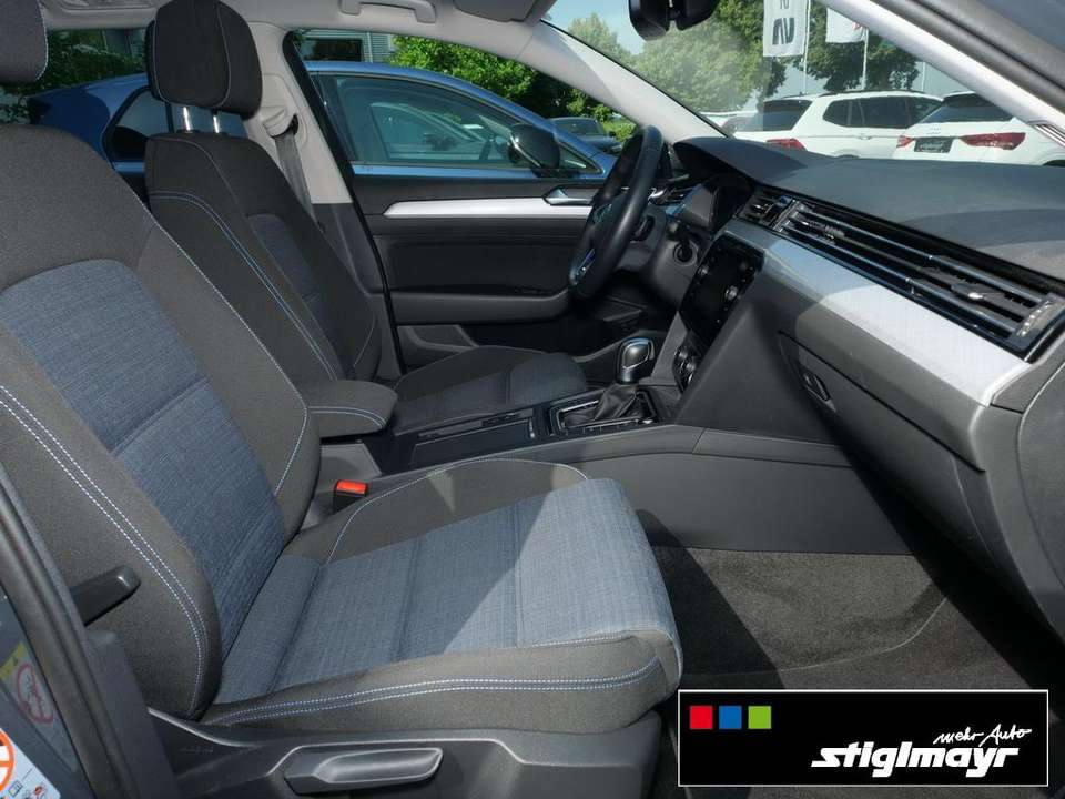 Volkswagen Passat Variant - Imagem 6