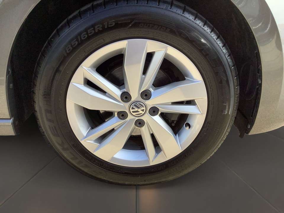Volkswagen Polo - Imagem 7