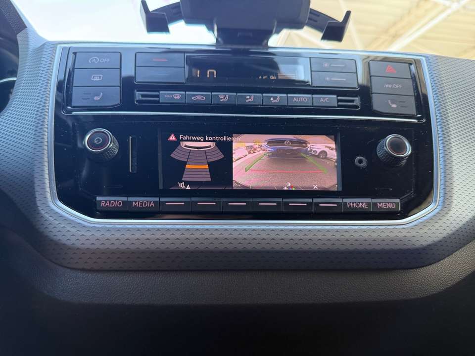 Volkswagen up! - Imagem 14