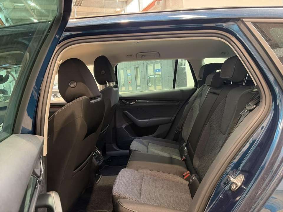 Skoda Octavia - Imagem 8