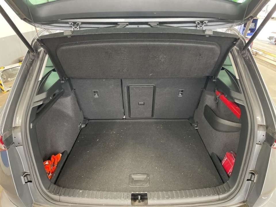 Skoda Karoq - Imagem 8