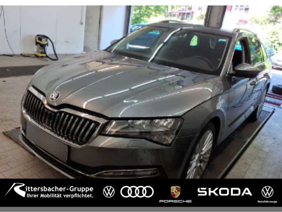 Skoda Superb - Imagem 1