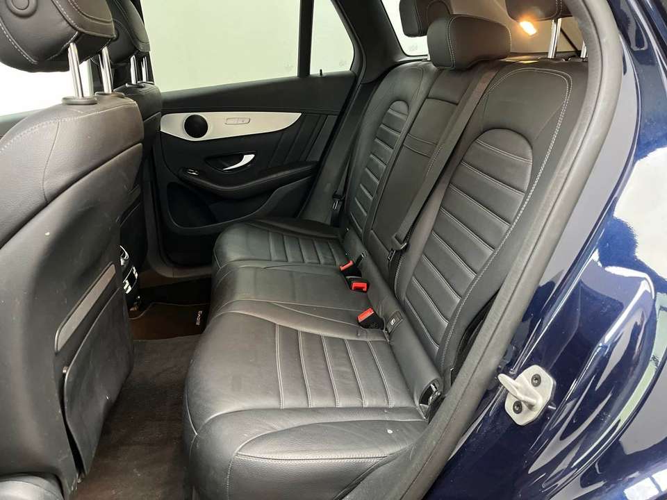 Mercedes-Benz GLC 300 - Imagem 11