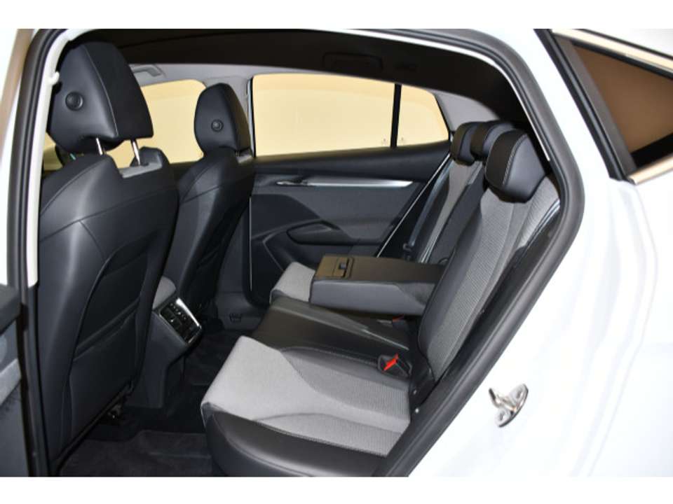 Skoda Enyaq - Imagem 10