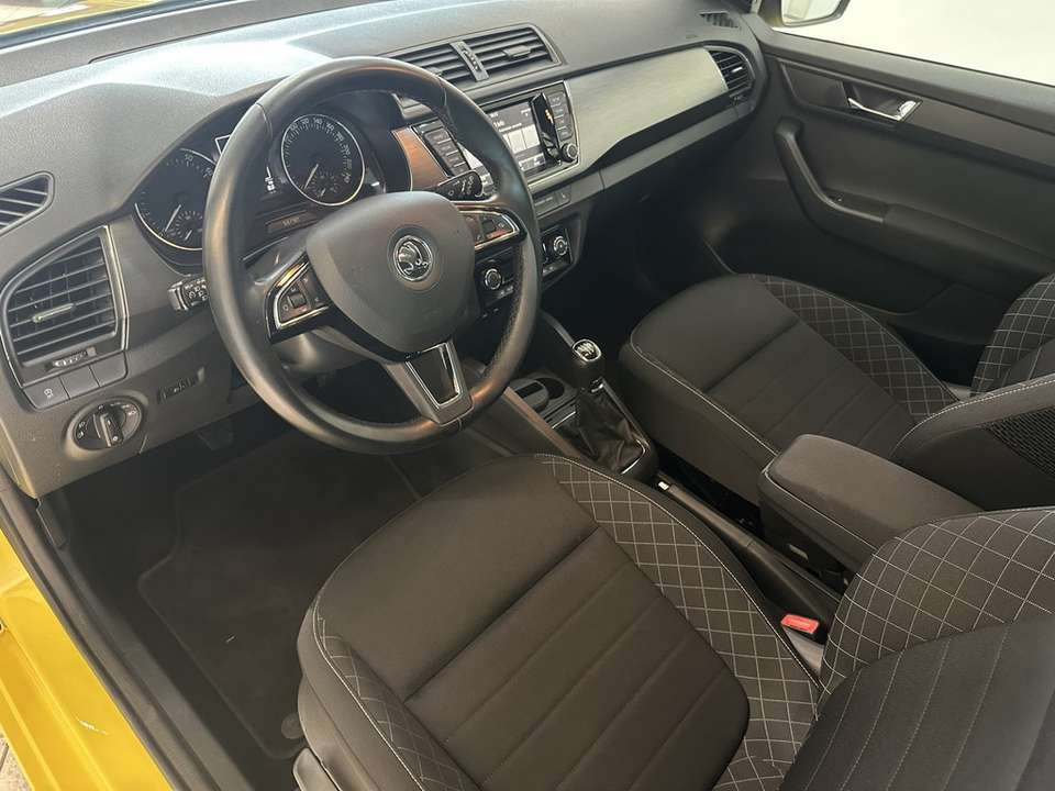 Skoda Fabia - Imagem 12