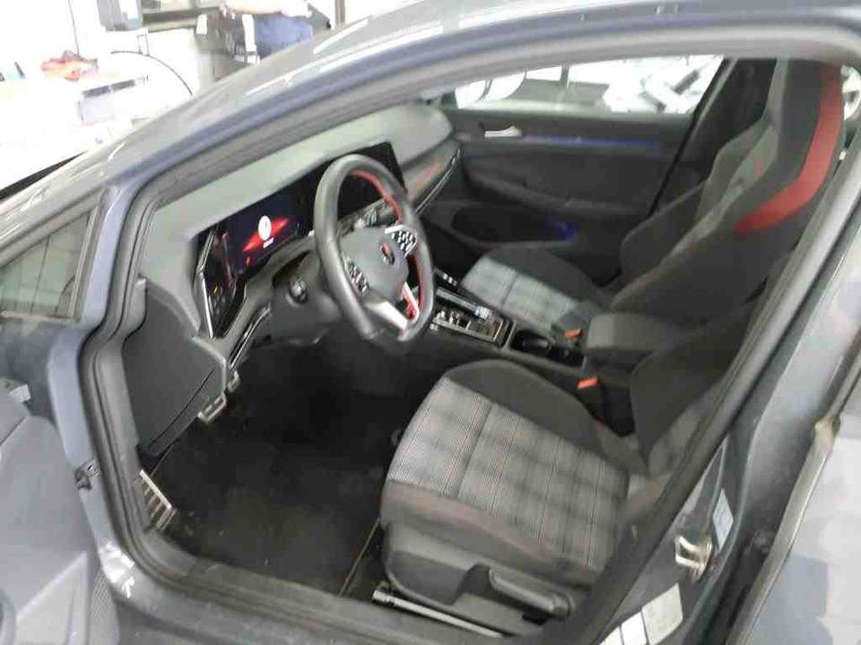 Volkswagen Golf GTI - Imagem 8