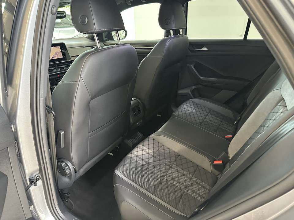 Volkswagen T-Roc - Imagem 14