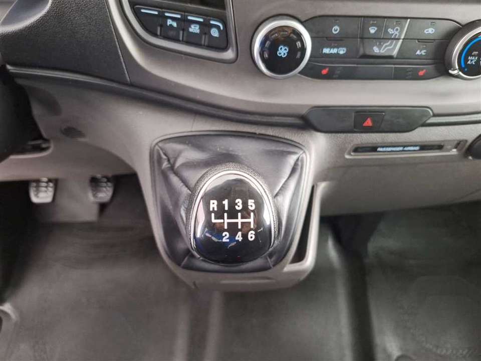Ford Transit Custom - Imagem 15