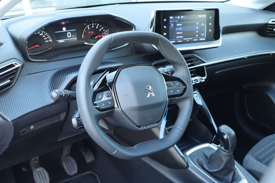 Peugeot 208 - Imagem 12
