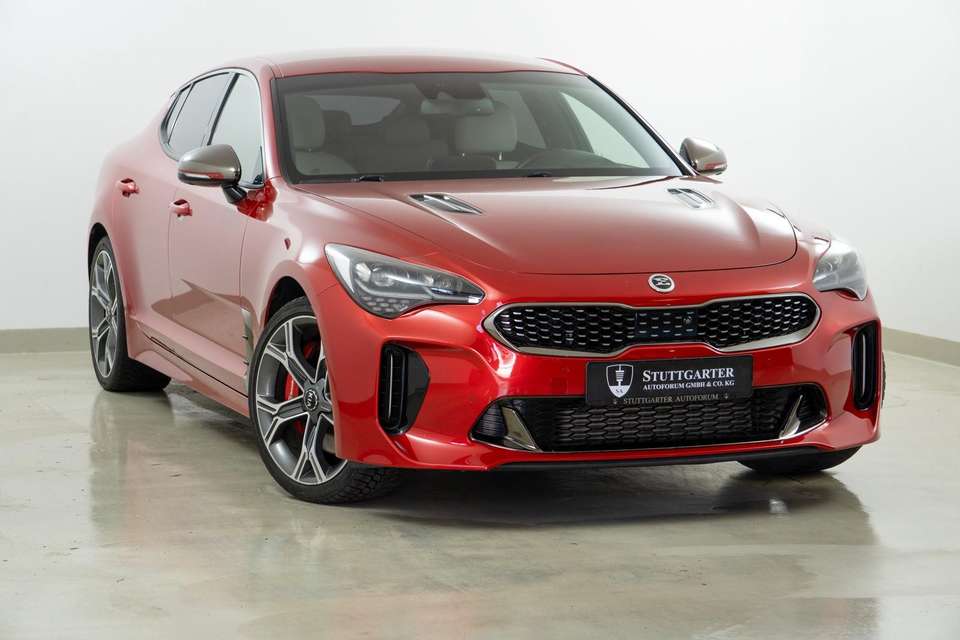 Kia Stinger - Imagem 1