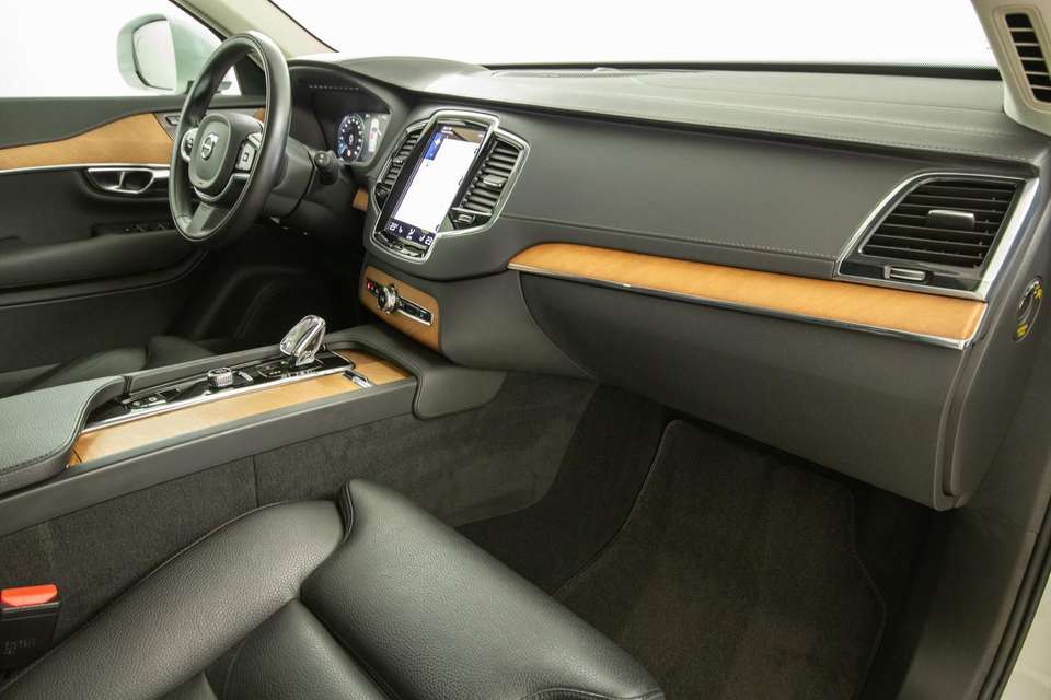 Volvo XC90 - Imagem 8