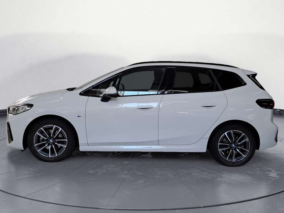 BMW 220 - Imagem 3