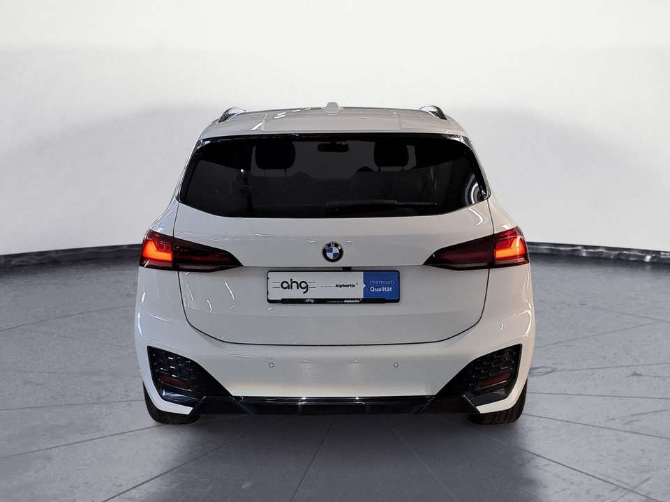 BMW 220 - Imagem 5