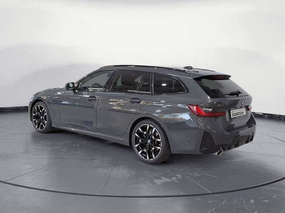 BMW 330 - Imagem 4