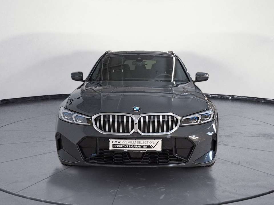 BMW 330 - Imagem 7