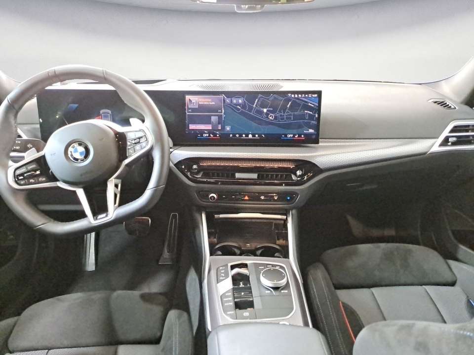 BMW 330 - Imagem 11